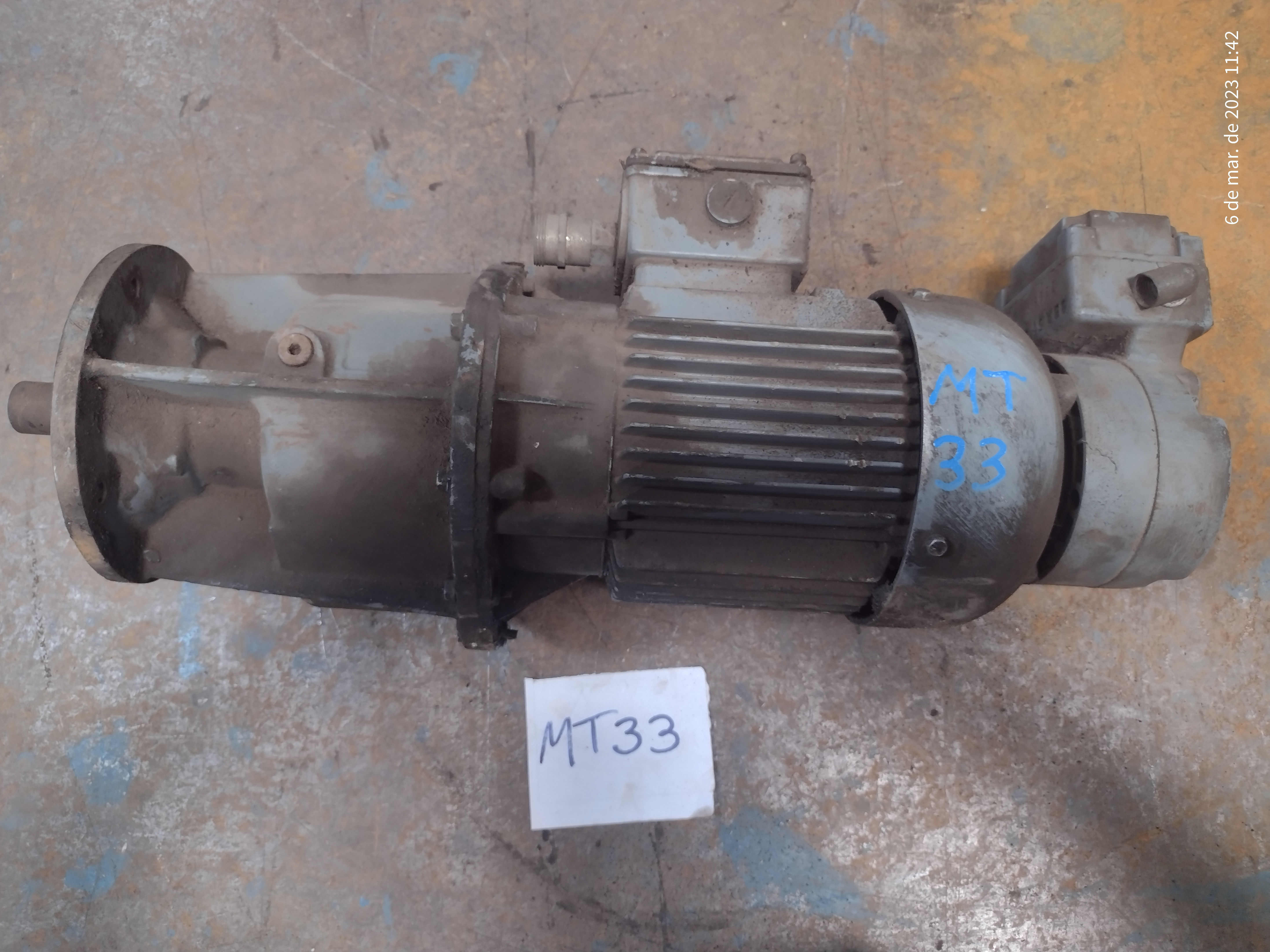 REDUTOR 1-20 0,37KW 1710 RPM