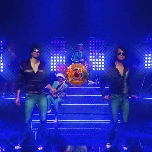 yacht_rock_revue_-_step_(official_video)-(1080p)-02.gif