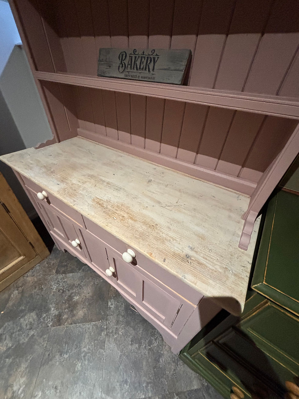 Thumbnail: Vintage shabby chic dresser 
