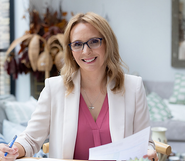 Muriel Wallace-Scott, functional medicine practitioner, providing expert support for autoimmune and complex health conditions.