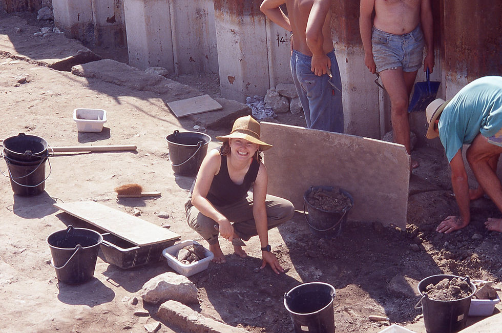 Mina Benes 1998