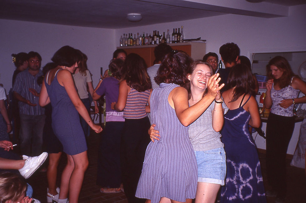 Lattes Party 1998 Mina