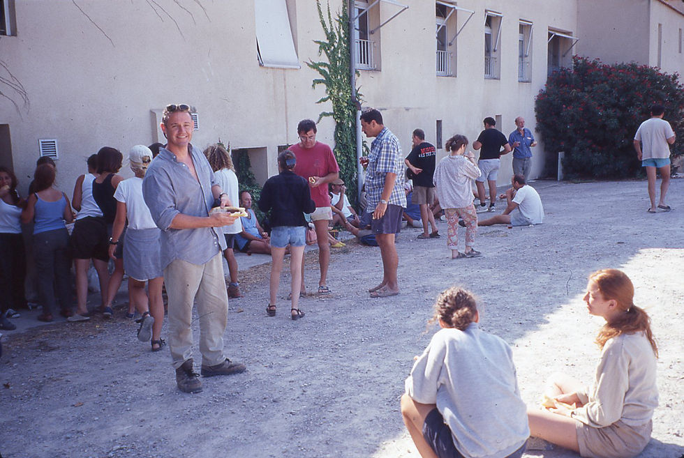 Pause 1999-P Egan