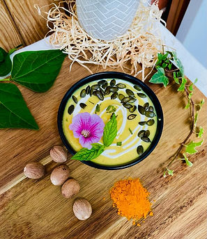 Roasted Spiced Cauliflower Soup with Toasted Pumpkin Seeds 