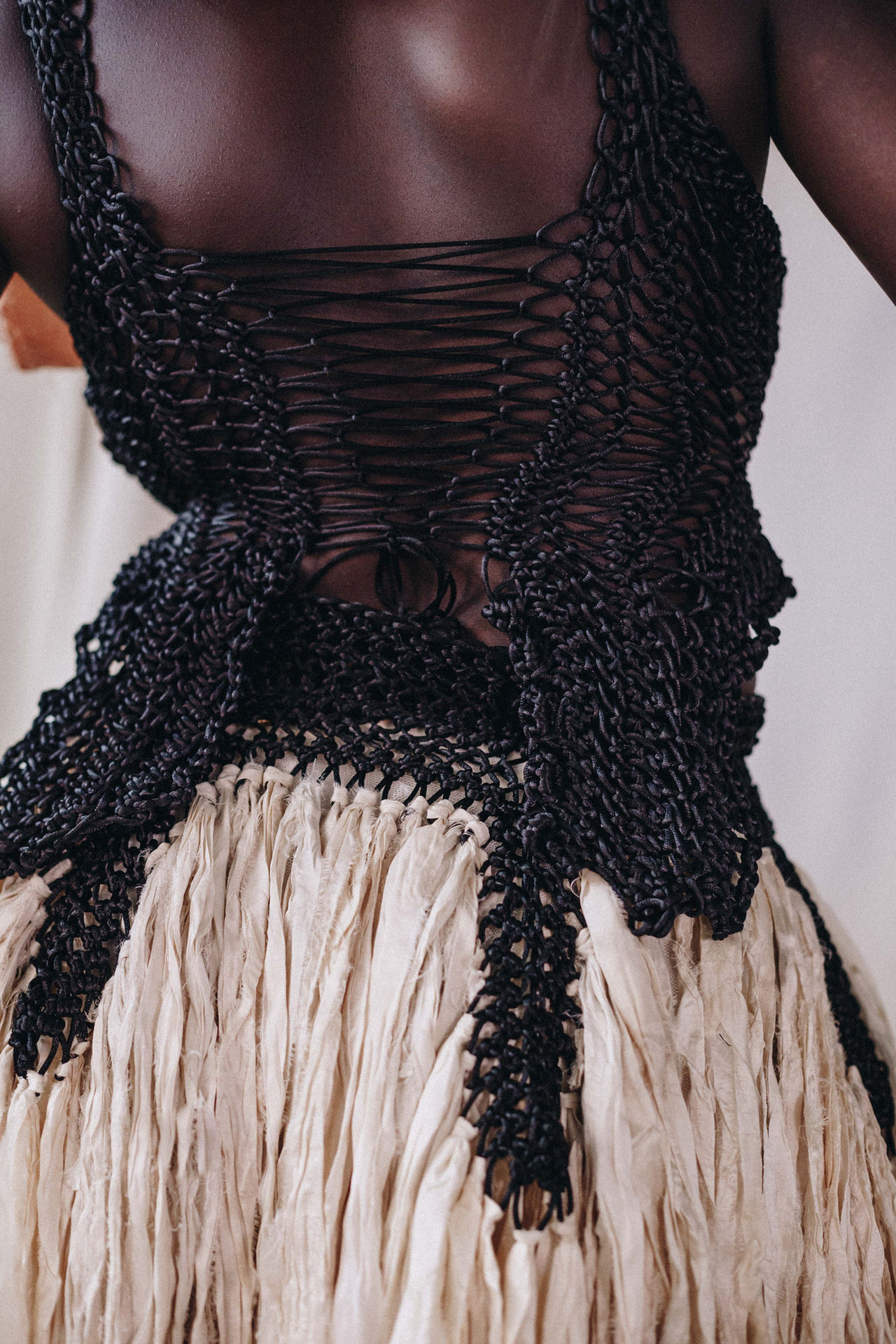 sculpted top