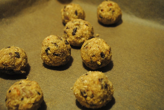 Rolling Dough into Balls; Gaja's Crunchy Chocolate Chip Cookies Recipe, Croatia