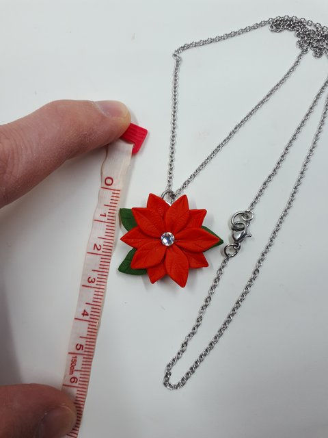 Thumbnail: 10 petal poinsettia necklace