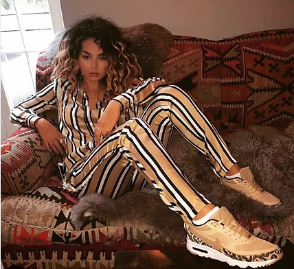 Screenshot 2019-08-12 at 19.25.37.png