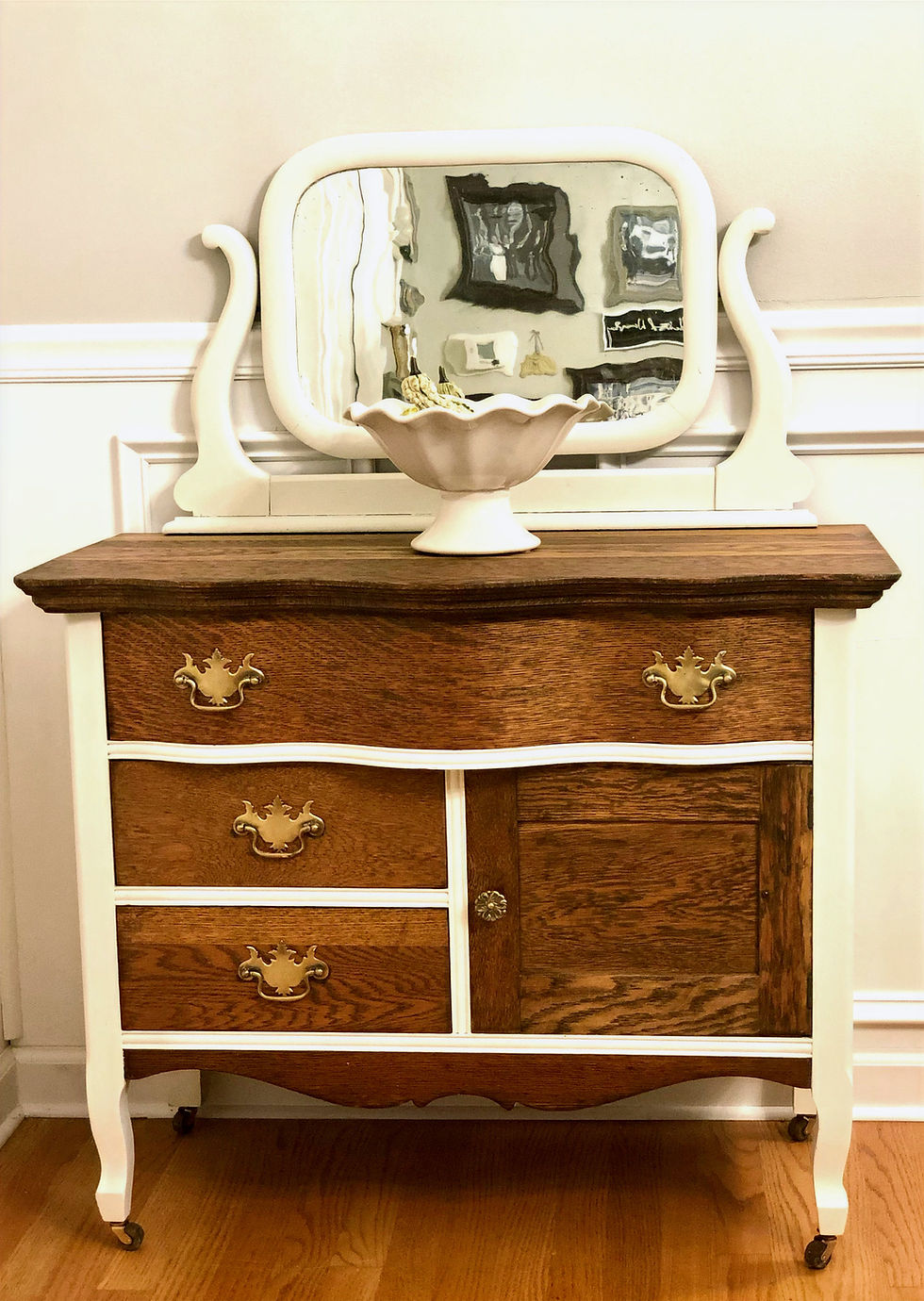 Thumbnail: Serpentine-Front Oak Washstand with Mirror