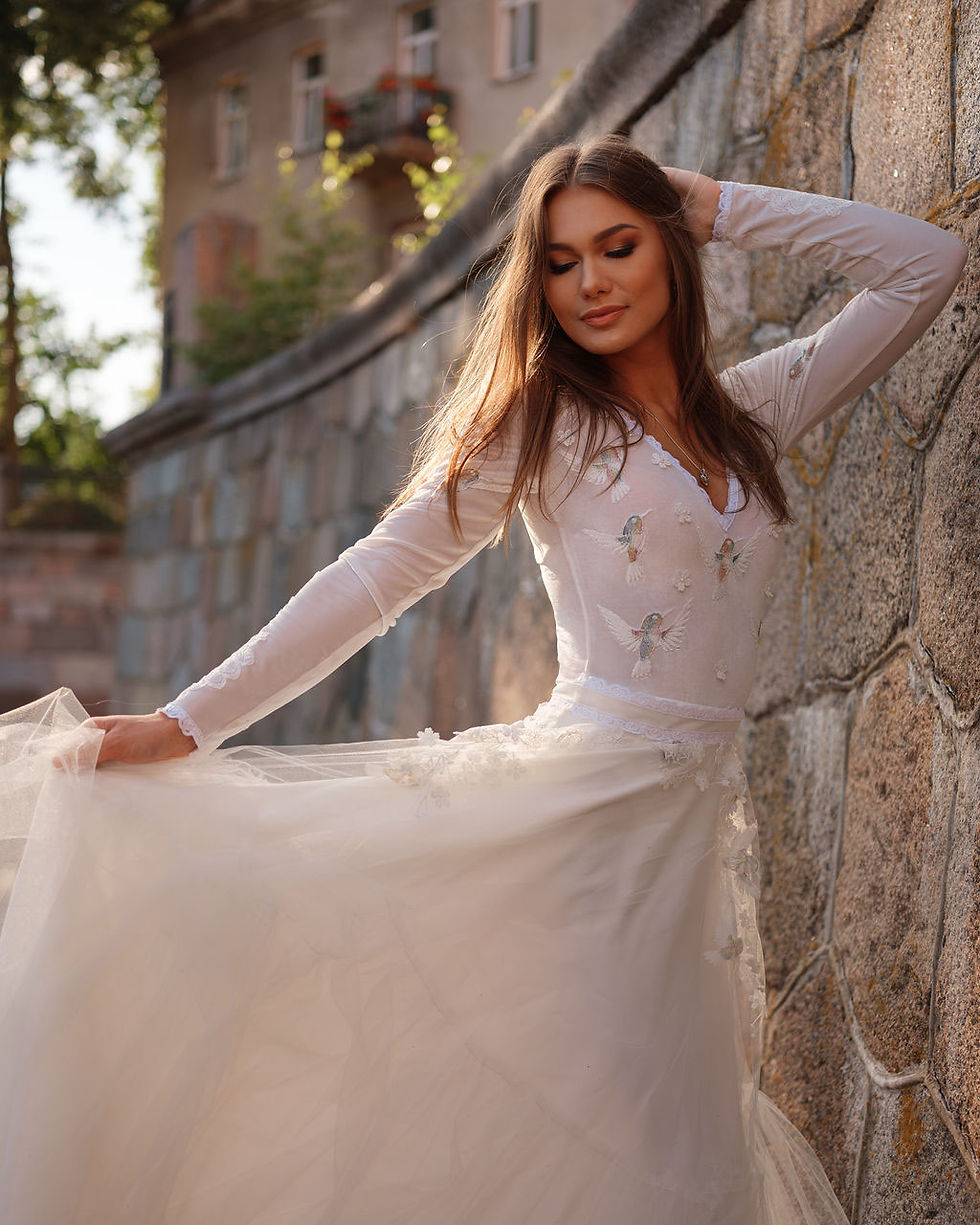 Long sleeves dress "Colibri", decorated with birds lace, flowers, beaded