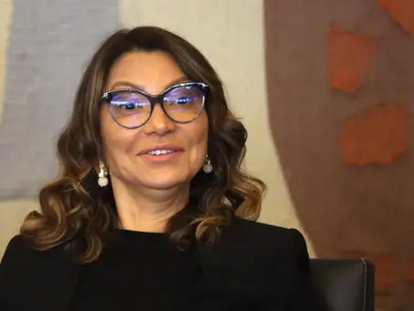 Janja viaja em voo da FAB para consulta ginecológica e gera polêmica