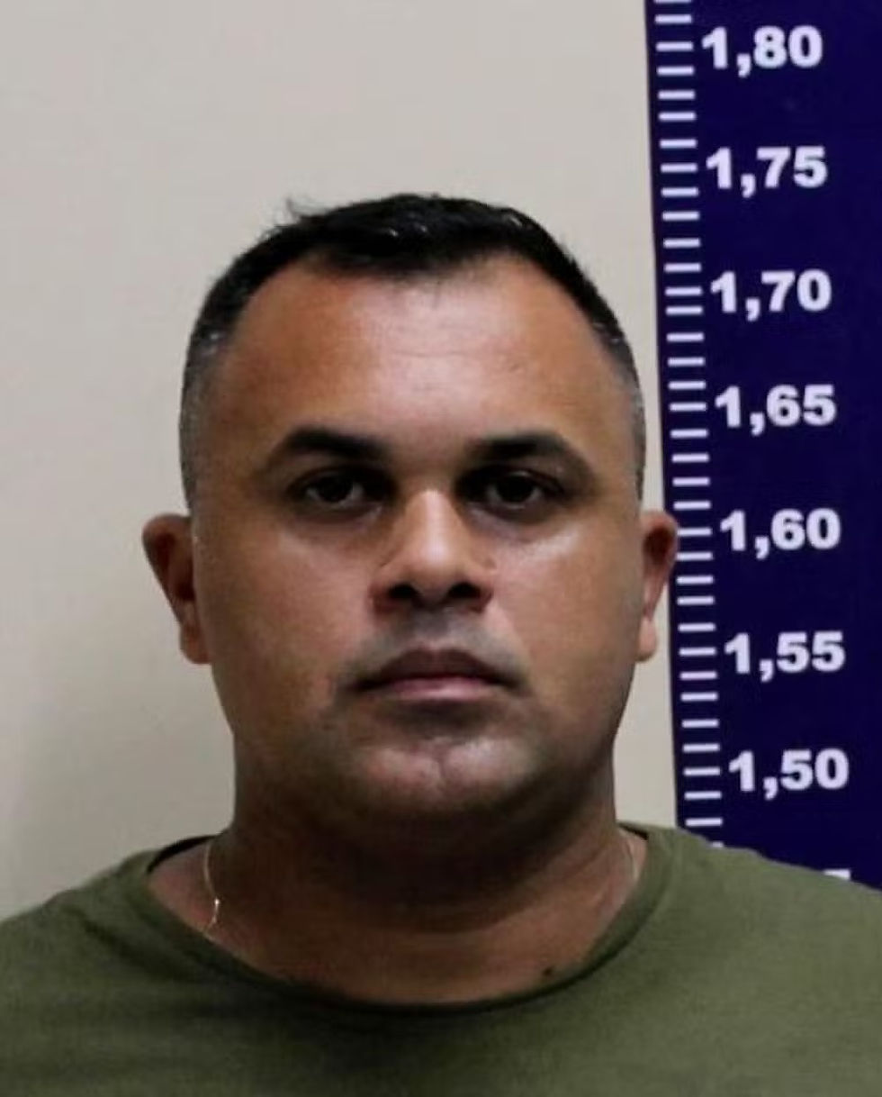 Policial penal preso por atirar em entregador já tinha histórico de agressão e uso de carro clonado