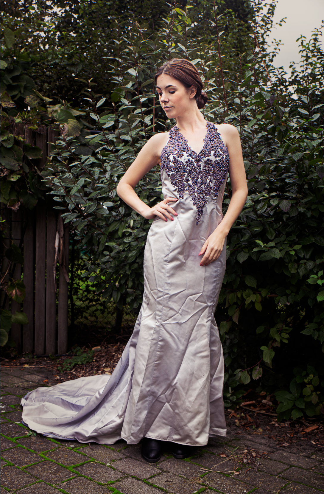 Modern gown, size 38