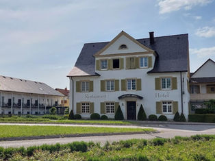 zu sehen das Hotel Bären, in Auggen, bei Müllheim.