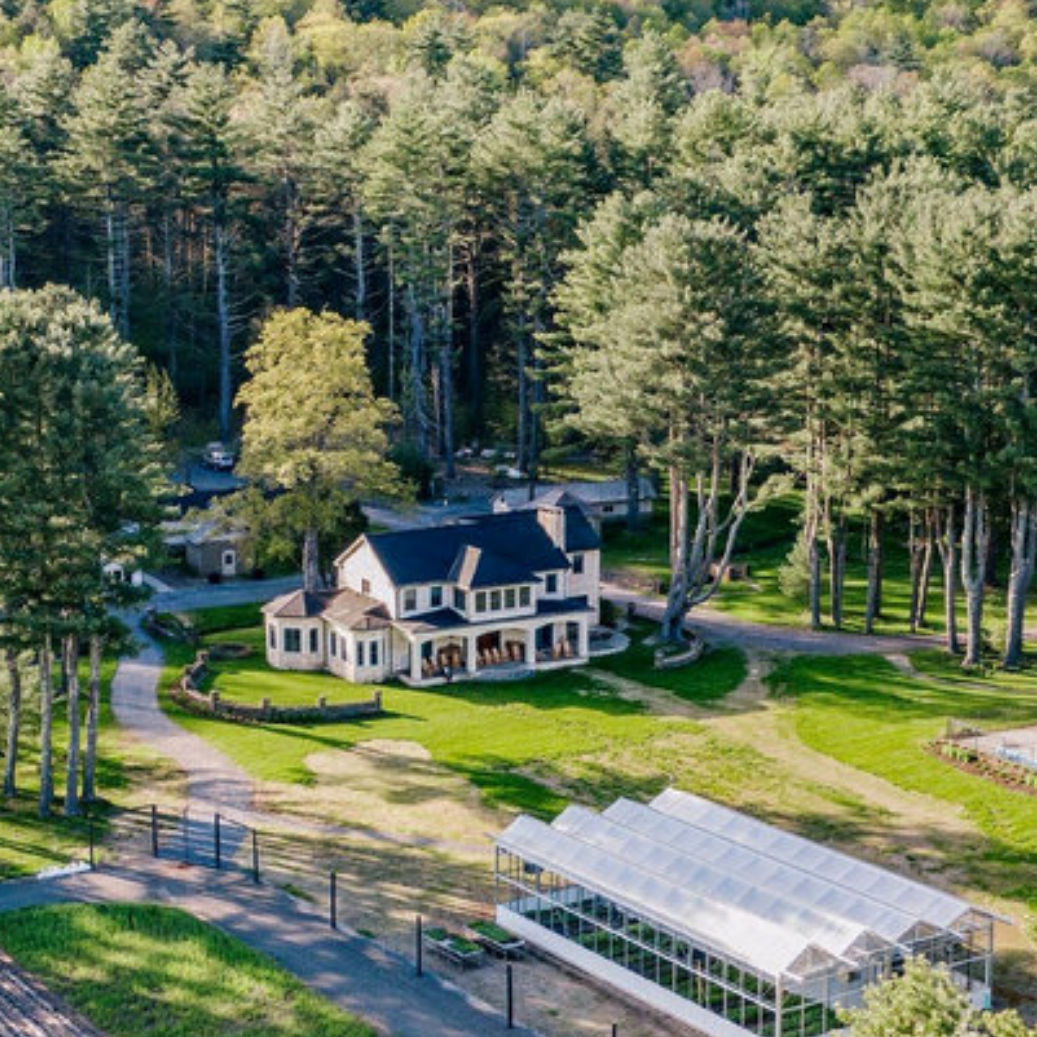 Winter Retreat at Lundy Farm