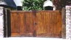 Large Gate