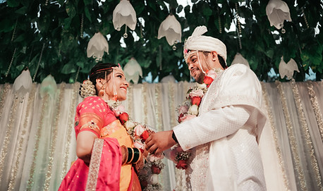 aniket-pawar-professional-snapstories-photography-packages-pre-wedding-couple-photoshoot-b