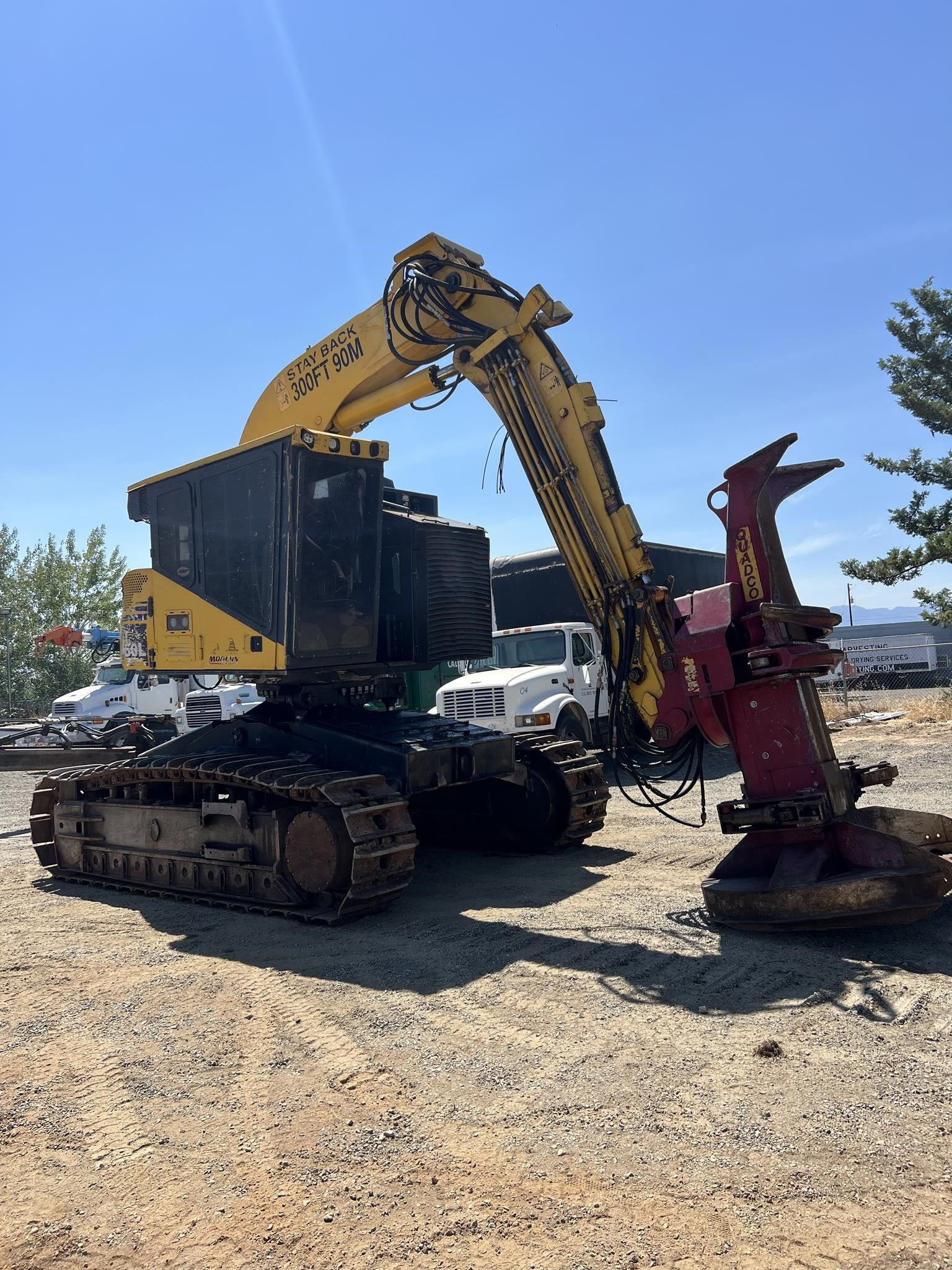 2017 KOMATSU W/QUADCO SAW