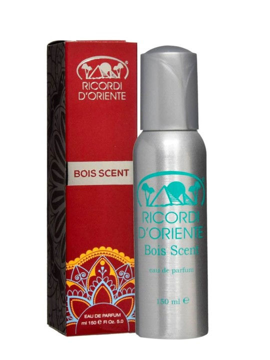 Ricordi D'Oriente Bois Scent Eau De Parfum flacone su sfondo bianco