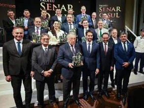 Presidente da CNA recebe homenagens no Rio Grande do Sul