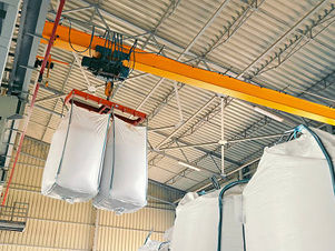 Elephant Hoist Crane untuk Industri Pengemasan Massal: Solusi Material Handling Big Bag yang Aman dan Efisien