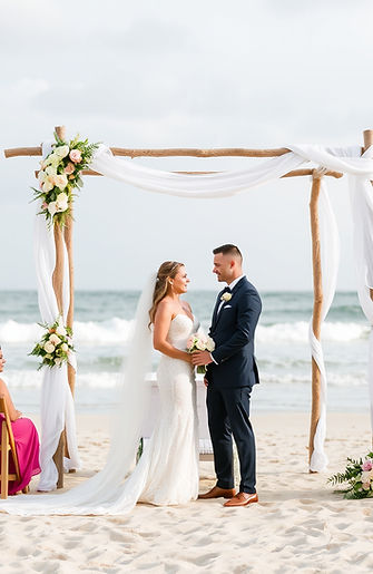 Intimate beach elopement ceremony in Sarasota Florida