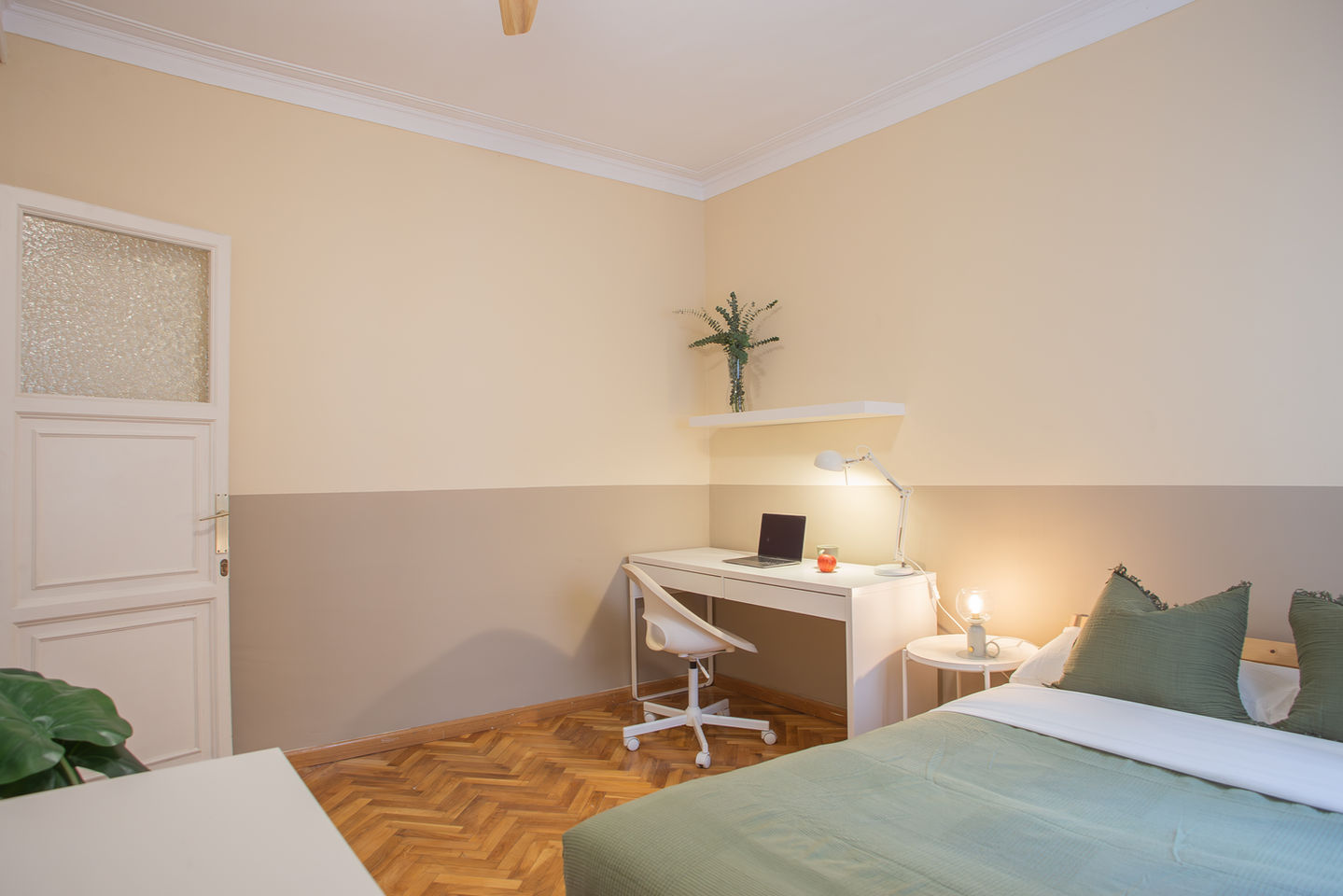 Habitación privada en Barcelona en apartamento Coliving.