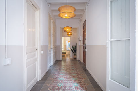 Precioso apartamento coliving con alquiler de habitaciones recién reformado en el Barrio de Sant Andreu. Gestionado en exclusiva por Haaus® Coliving Barcelona