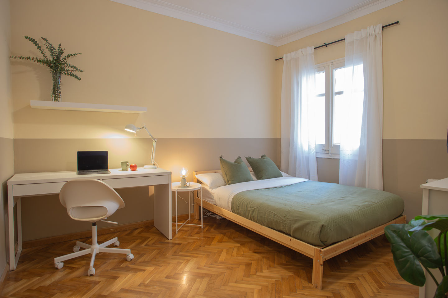 Habitación privada en Barcelona en apartamento Coliving.