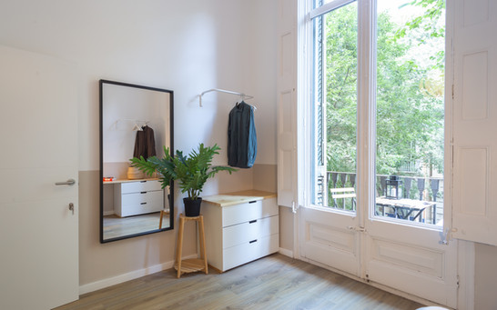 Habitación doble en alquiler en Barcelona en apartamento Coliving