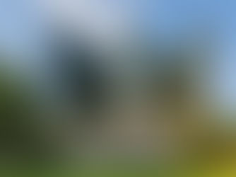 Ecco l'edificio più "biofilico" al mondo: 15.000 metri quadrati di giardini pensili e cascate d'acqua.