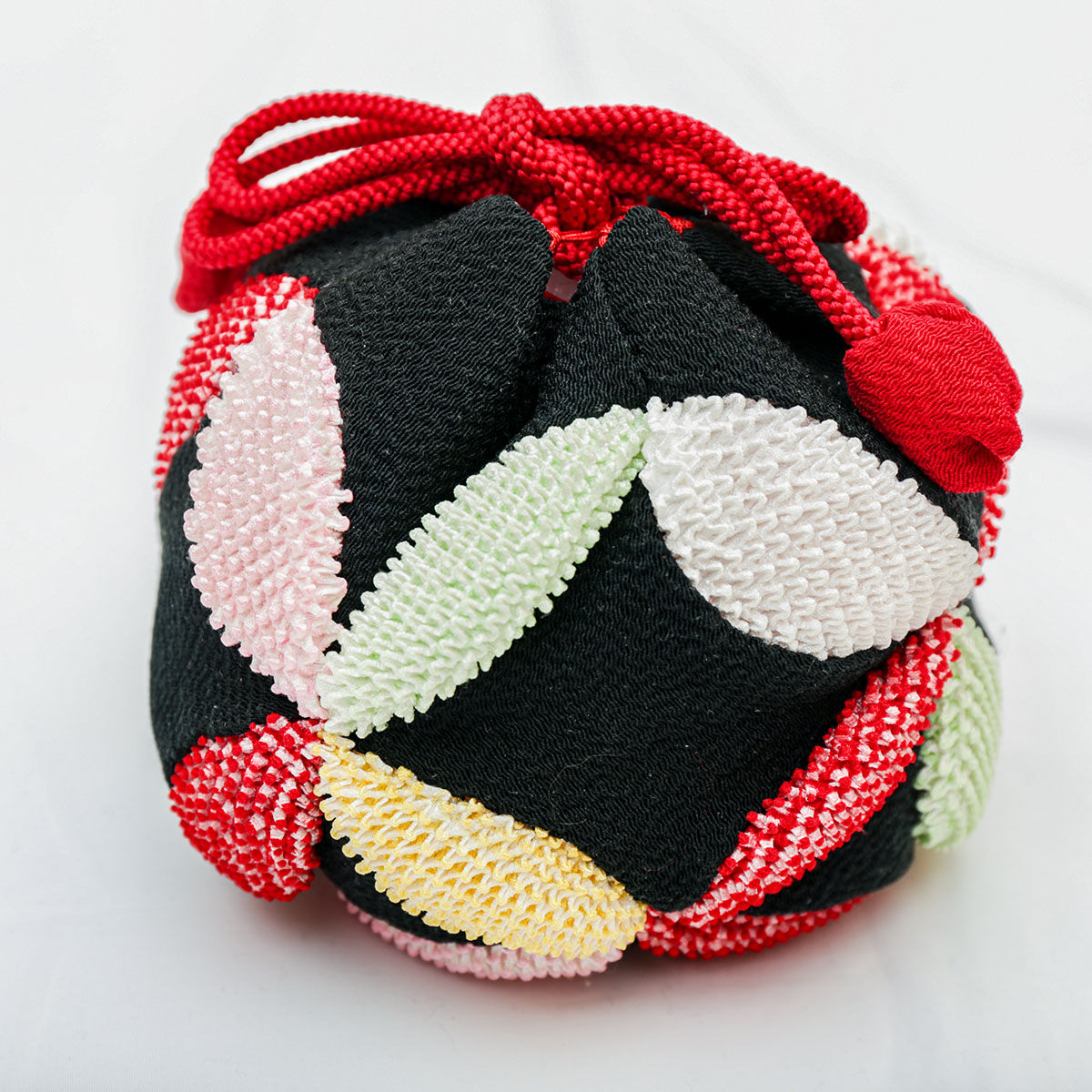 七五三 絞り巾着 七宝 正絹 黒地