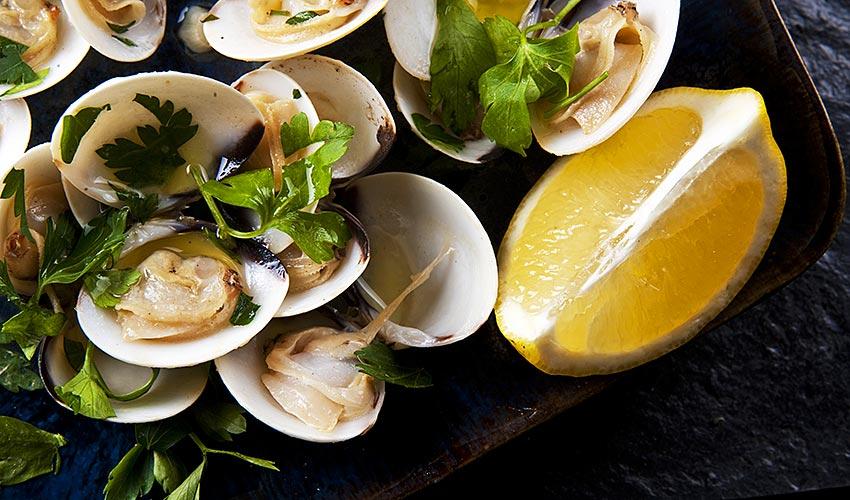 clams with lemon