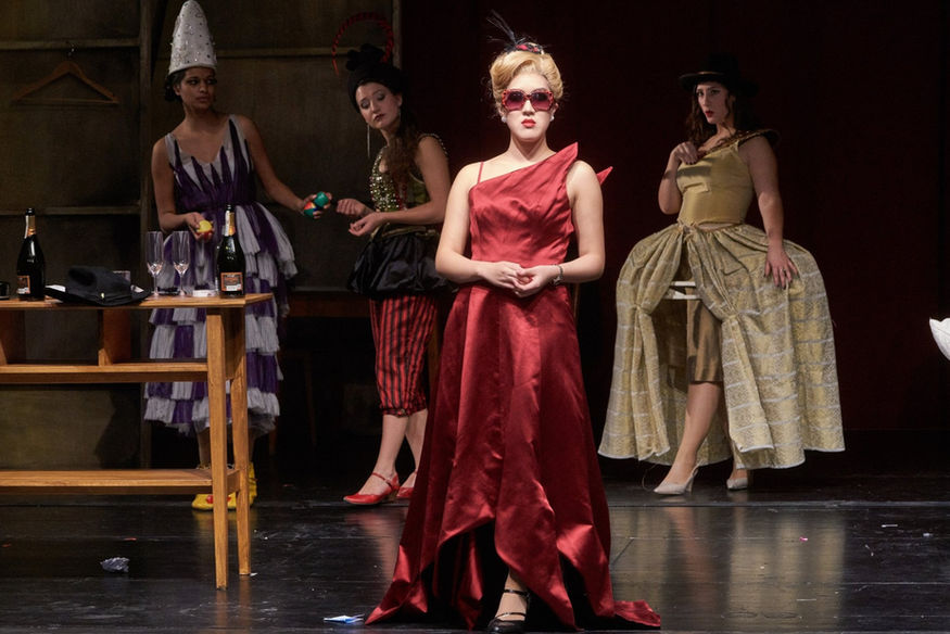 Sassaya Chavalit as Rosalinde in Strauss' Die Fledermaus Universität Mozarteum Salzburg, Karoline Gruber: stage directo rand Kai Röhrig, conductor