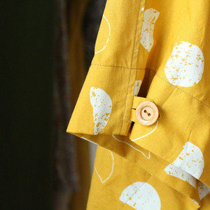 In-seam button loop made from self-fabric