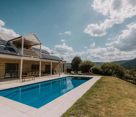 WhatsApp Image 2024-10-07 at 17.34_edited.jpg