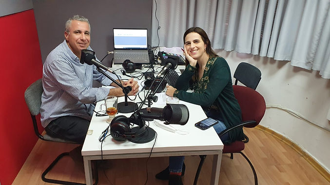 הפודקאסט עושים פוליטיקה עם דפנה ליאל