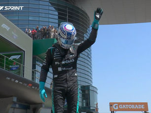 Russell Holds of Ferrari to take the Chinese Sprint!