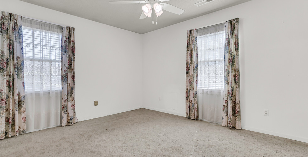 Professionally photographed view of 185 Foxborough Road in Goose Creek, SC—an as-is home sale that succeeded through clear communication, upfront inspection, and strategic marketing, demonstrating that thoughtful preparation can lead to a strong sale even without repairs.
