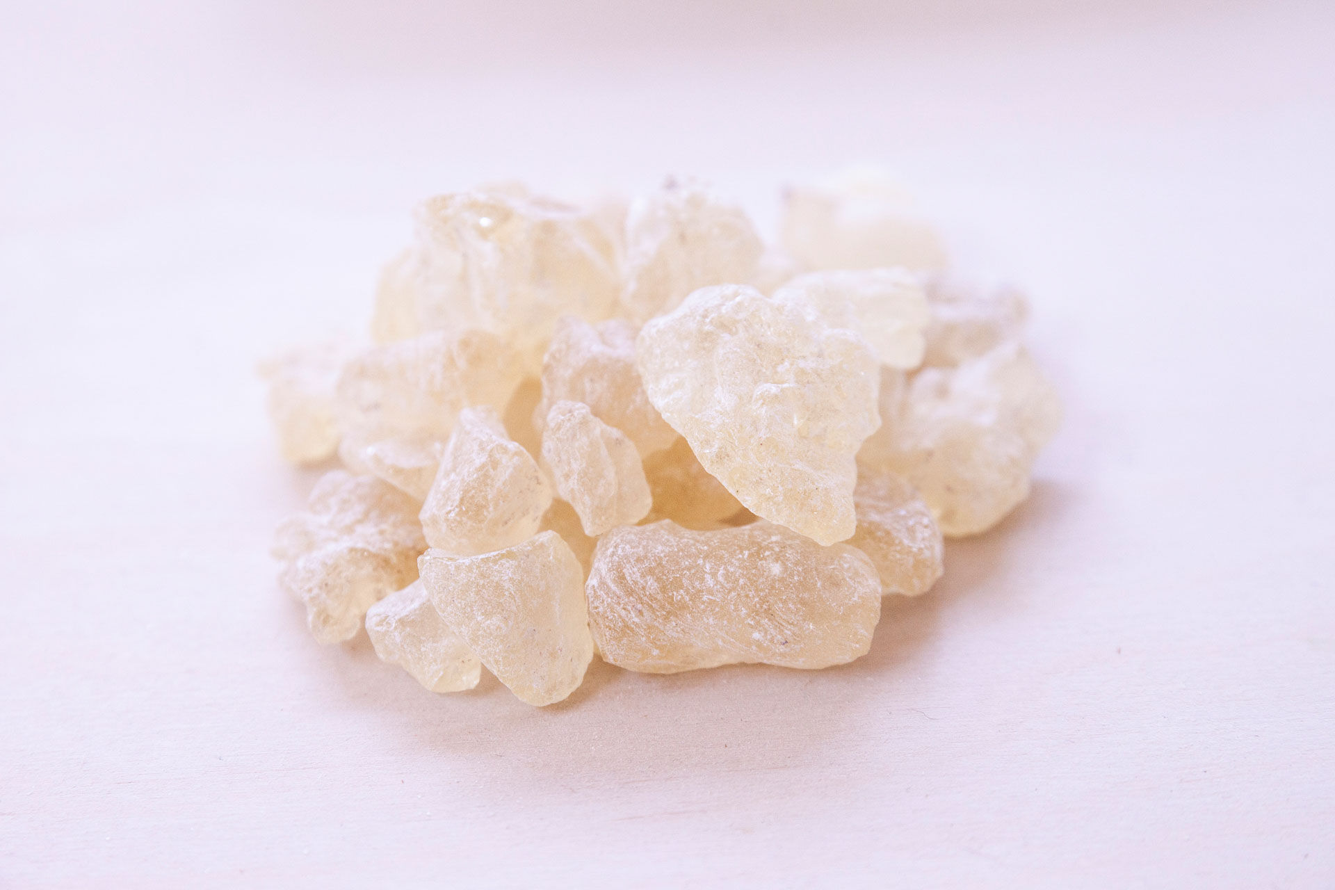 Damar Resin:  1 kilogram