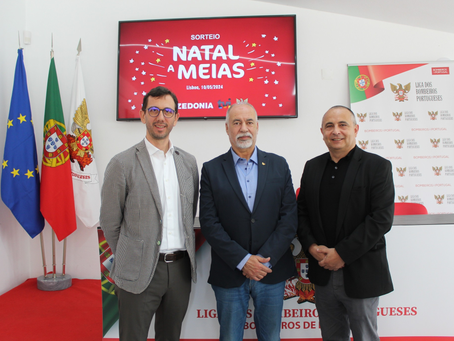 Bombeiros de Tábua recebem 5 capacetes estruturais da campanha "Natal a Meias 2023" da Calzedonia