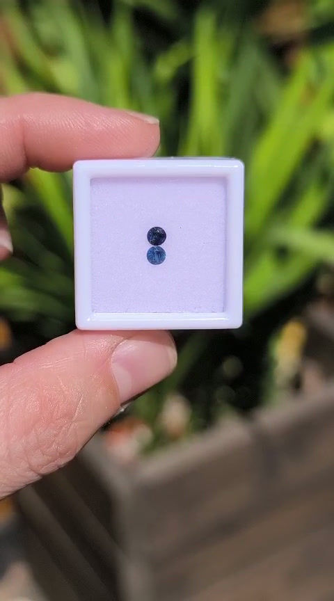 Miniatura: Zafiro azul 3.2mm corte brillante. Madagascar