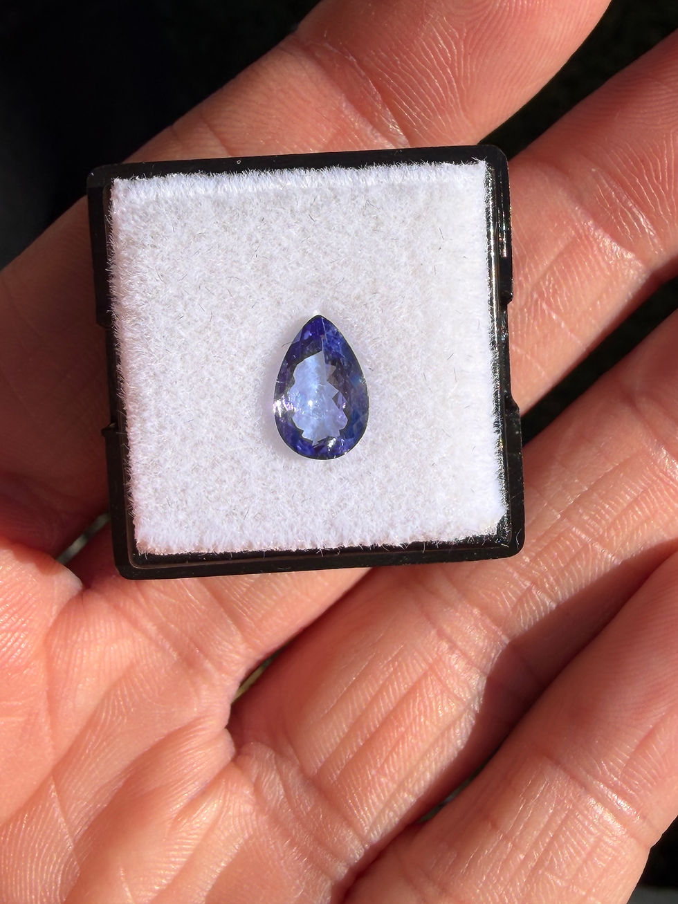 Miniatura: Tanzanita 1.10ct.  9x6mm corte gota facetada . Tanzania 