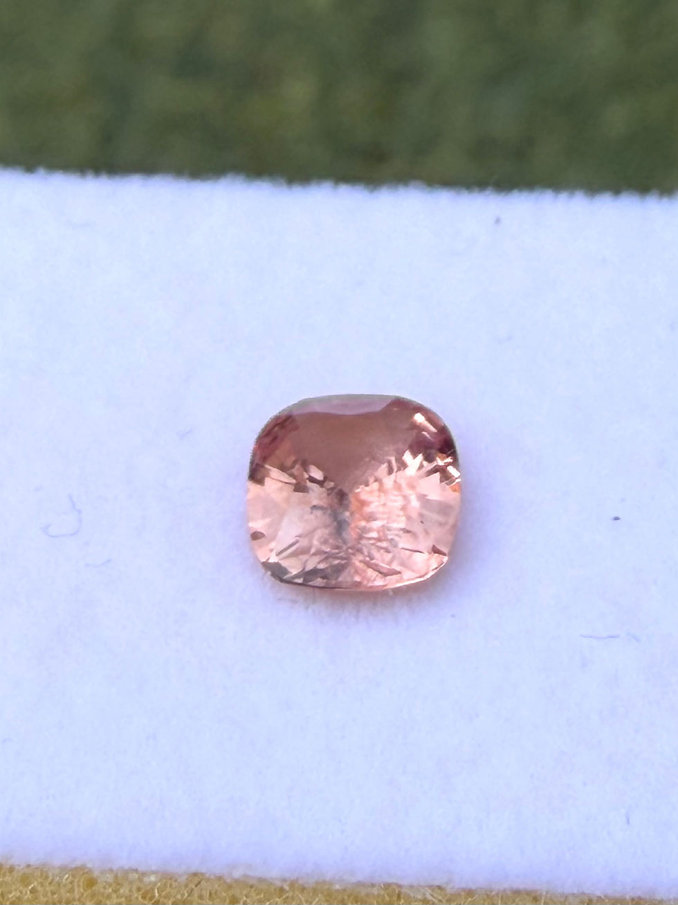 Miniatura: Espinela  Padparadsha 1.22ct. 7.3x6.3x3.6mm. Corte cojín. Myanmar