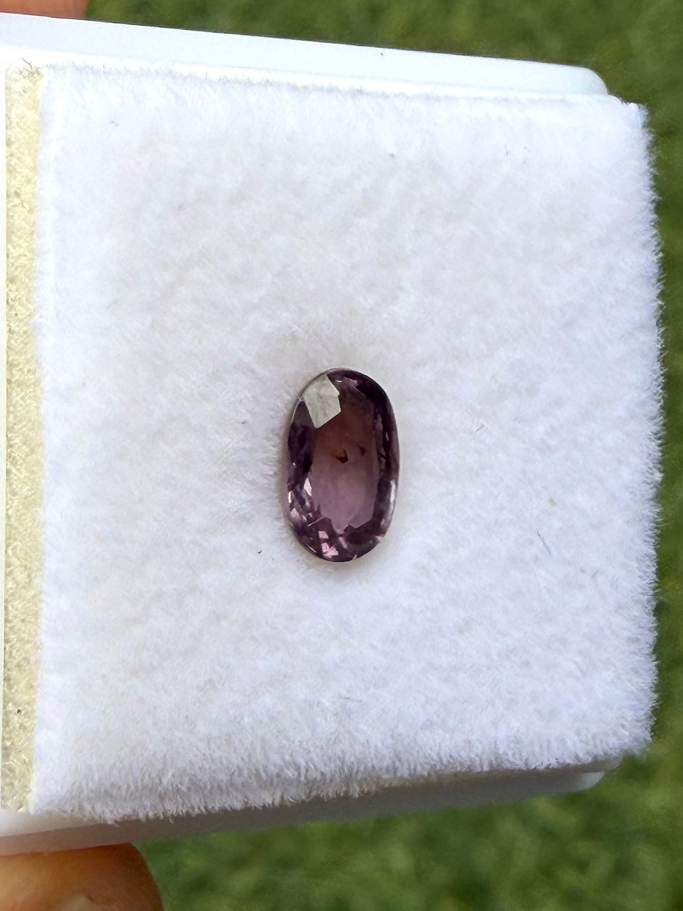 Miniatura: Zafiro Mauve Pink 0.75ct. 6.4x4.3x3.0mm ovalado. Madagascar