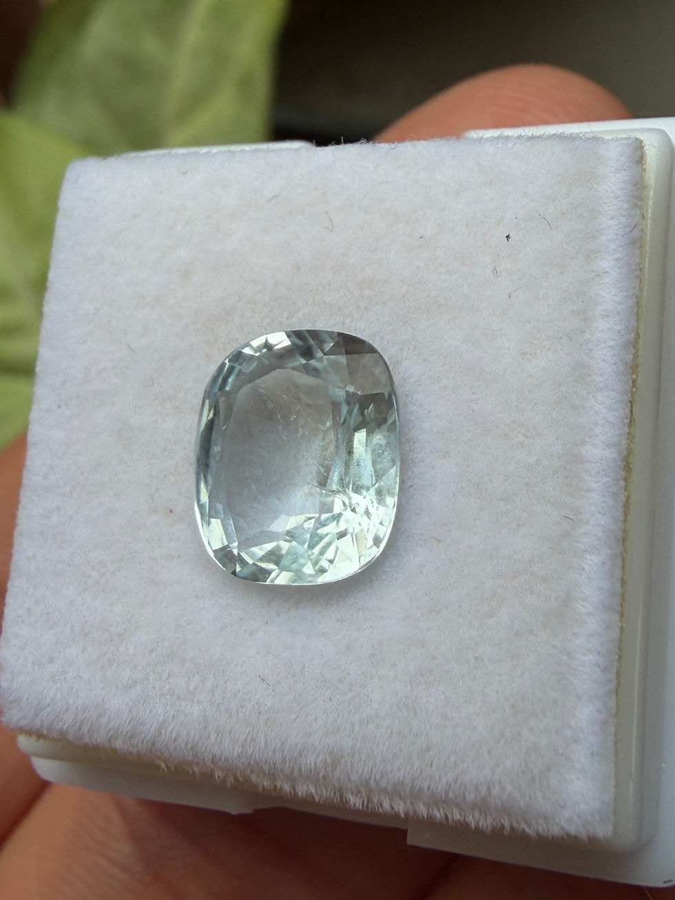 Miniatura: Aguamarina azul cielo 2.50ct 9.2x8.1x4.9mm. Ovalado. Brasil 