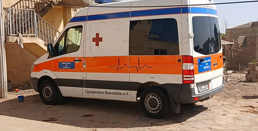 Durch "Mali Spenden" finanzierter Krankenwagen