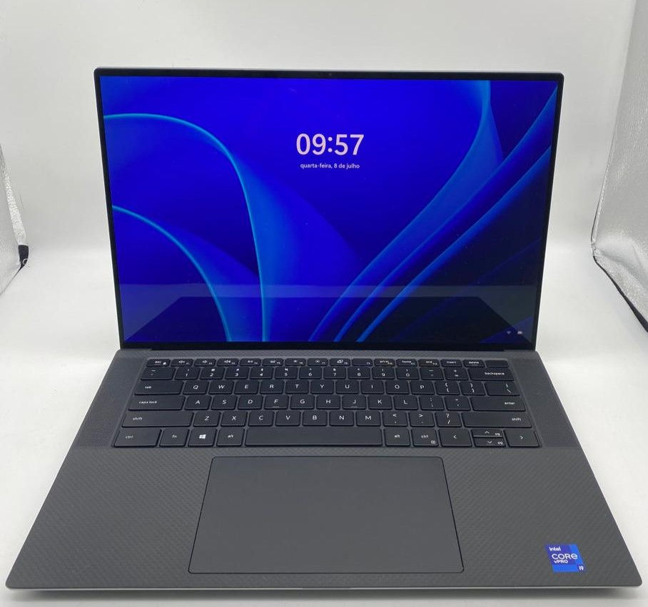 Notebook workstation Dell 5560 i9-11950H 32GB 512GB ssd m2 nvme 15.6” 4K