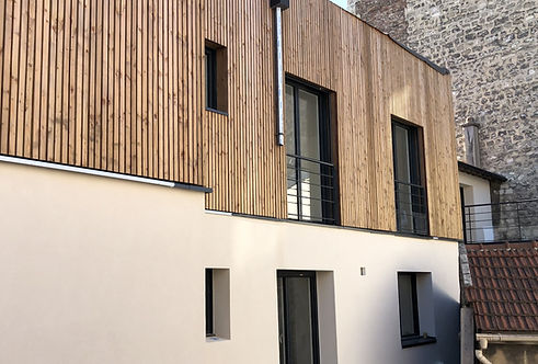 agrandissement réalisé en bardage bois