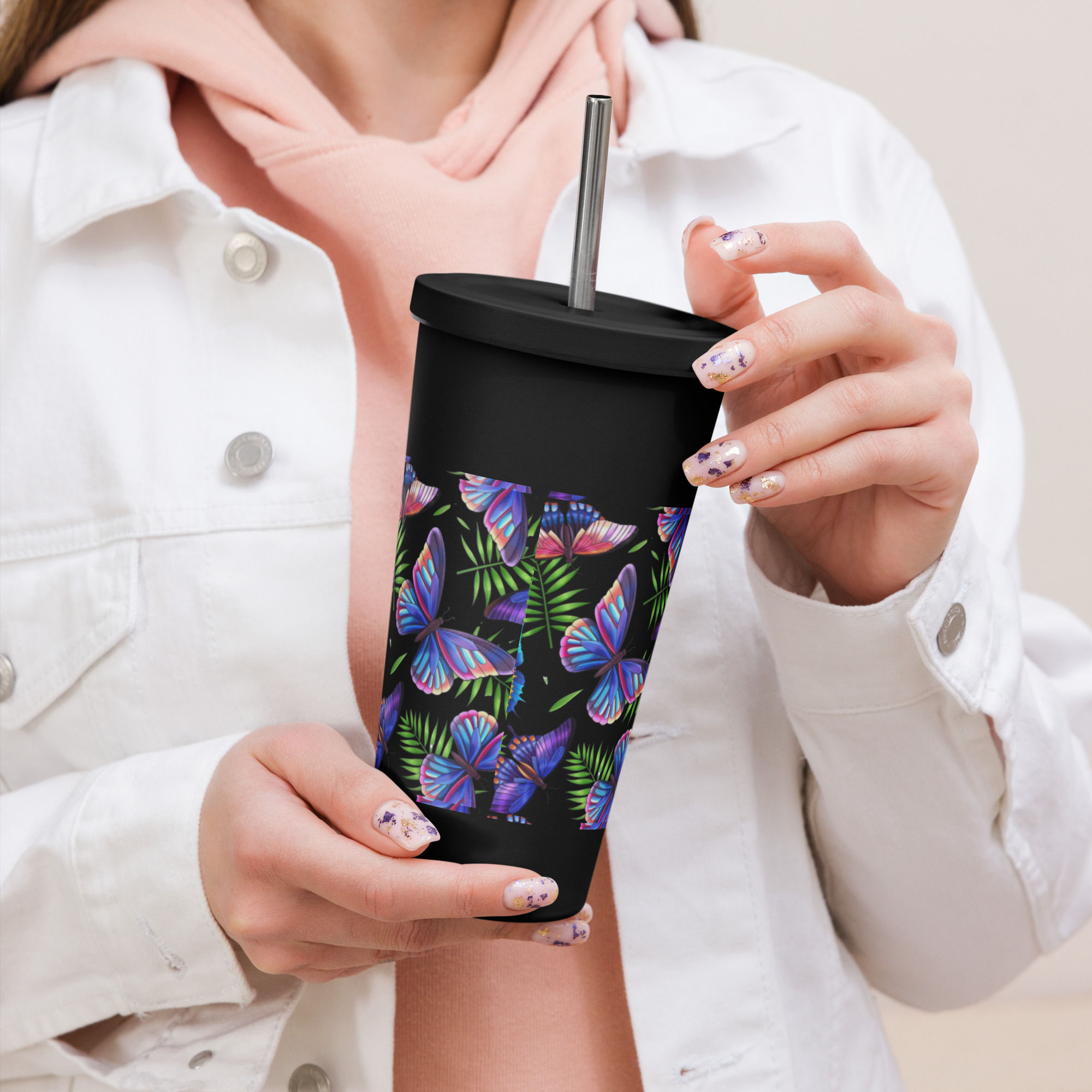 Butterfly Insulated tumbler with a straw